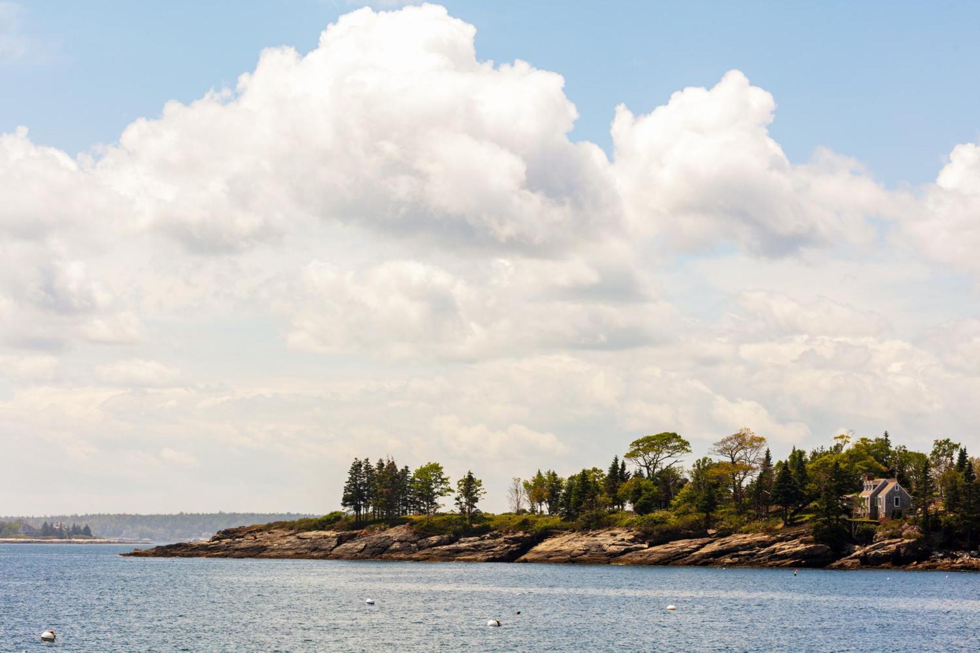Bluebird Ocean Point Inn Eksteriør bilde