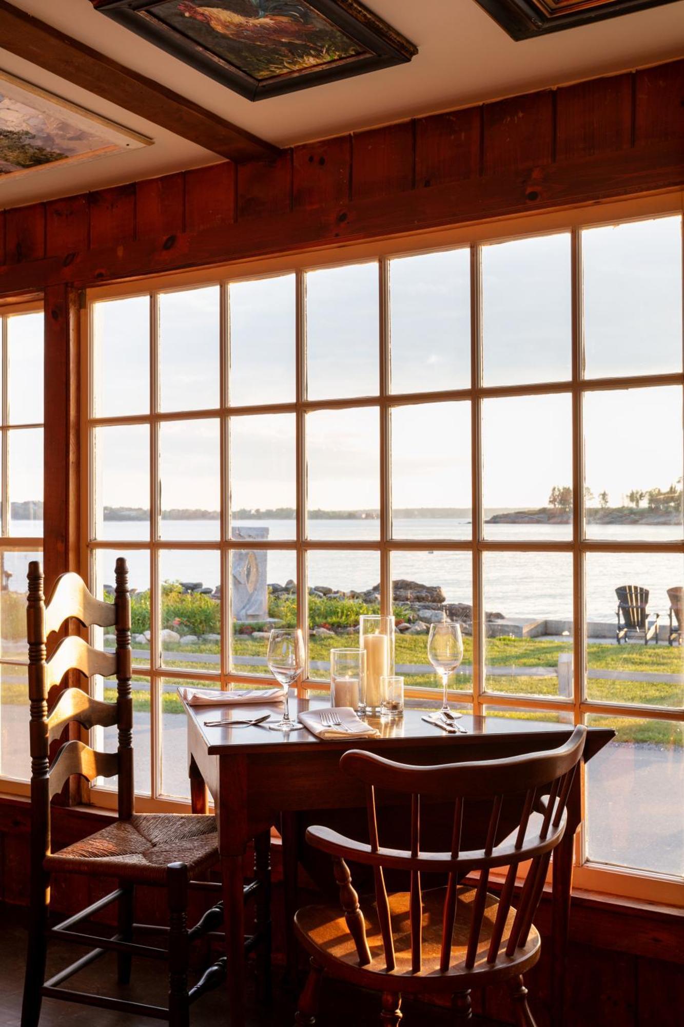 Bluebird Ocean Point Inn Eksteriør bilde